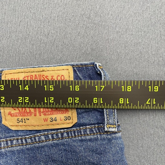 Levis 541 Jeans Mens 34x30 Blue Denim Athletic Taper Stretch Medium Wash - Picture 13 of 15